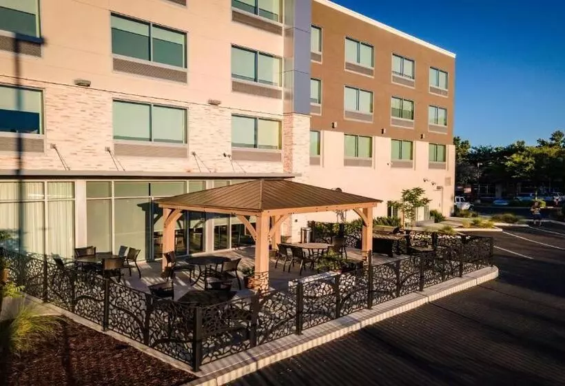 Hotelli Holiday Inn Express & Suites   Chico, An Ihg