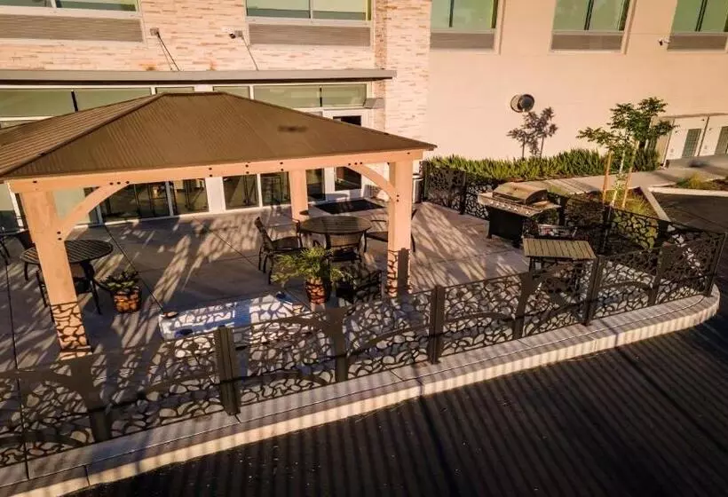 Hotelli Holiday Inn Express & Suites   Chico, An Ihg