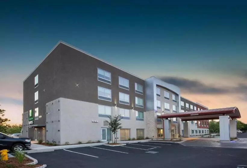 Hotelli Holiday Inn Express & Suites   Chico, An Ihg