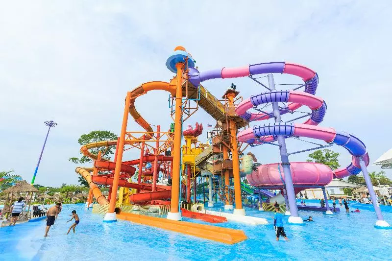 Hotelli Holiday Inn Express Pattaya Central By Ihg