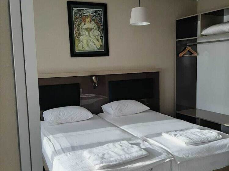 فندق Maidos Suites