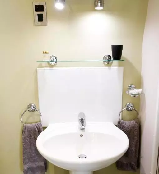 Hotelli Rose And Crown