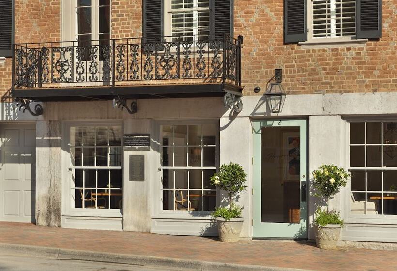 Отель The Georges