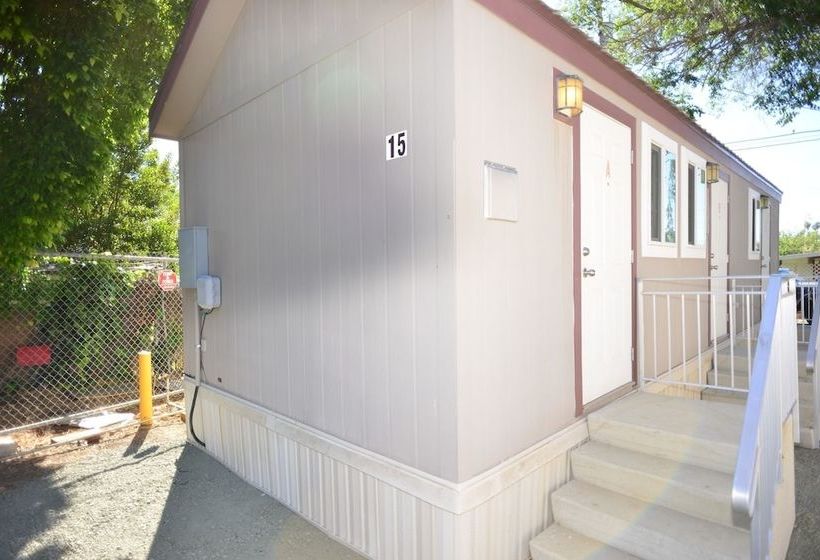 호텔 Windmill Trailer Court Extended Stay Studios