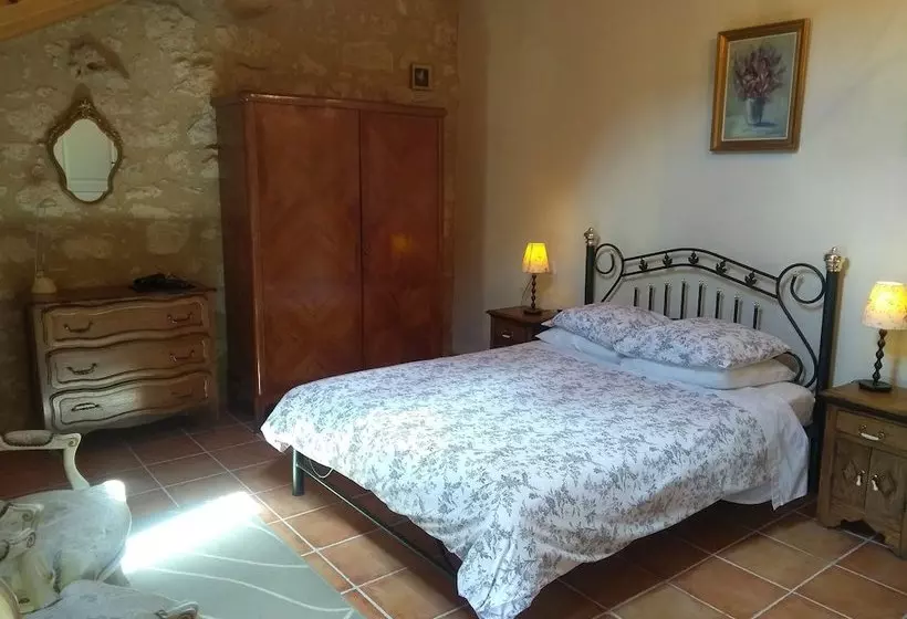 Le Domaine Du Chasselas B&b