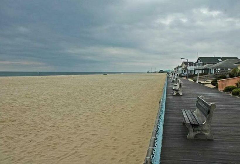 Motel Sand Pebble Motor Lodge