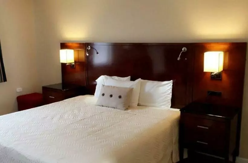 Motelli Sand Pebble Motor Lodge