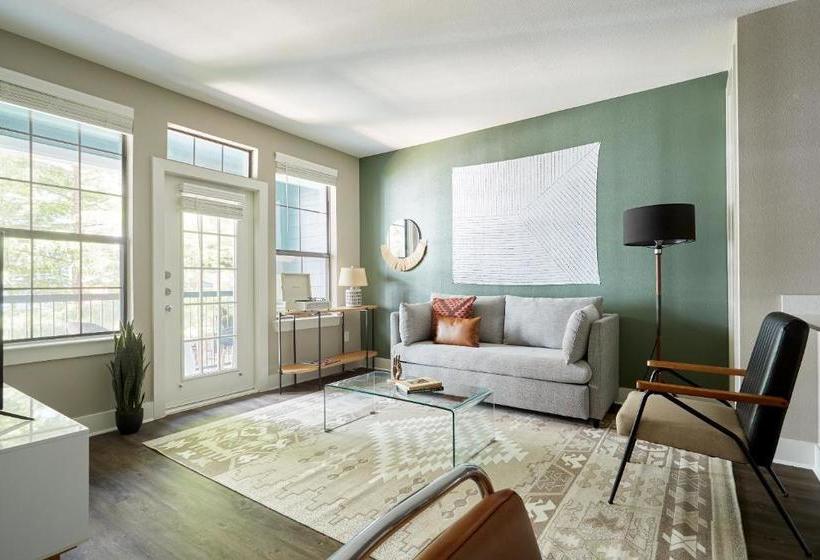 Sonder At East Eleventh