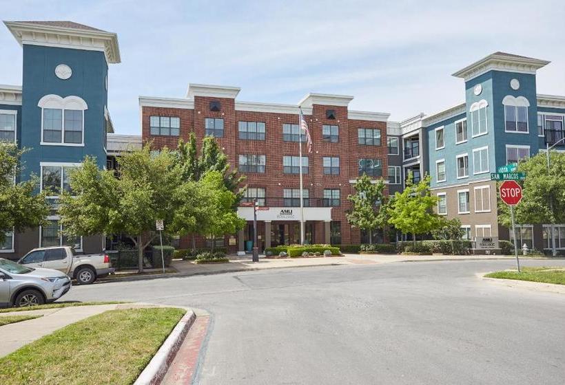 Sonder At East Eleventh