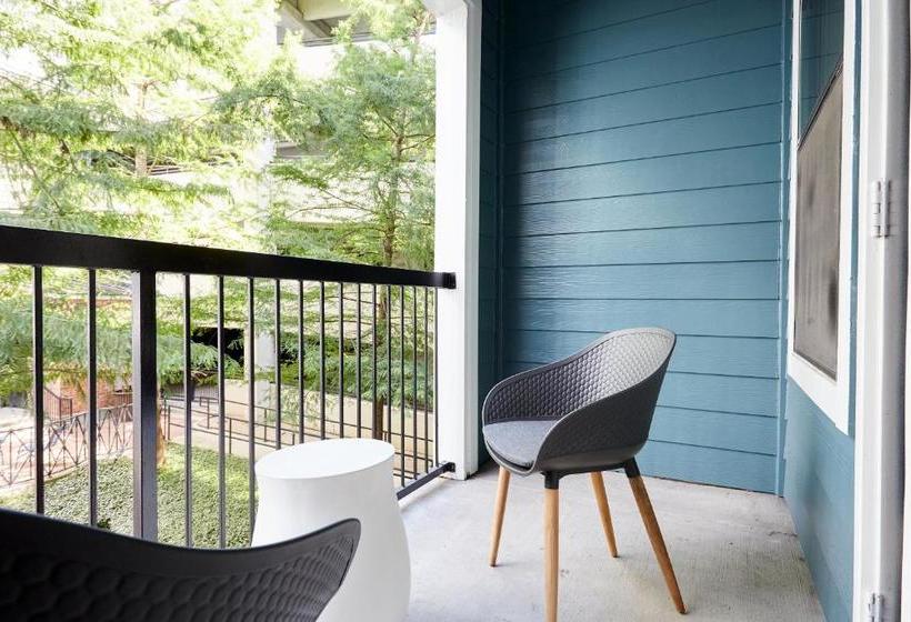 Sonder At East Eleventh