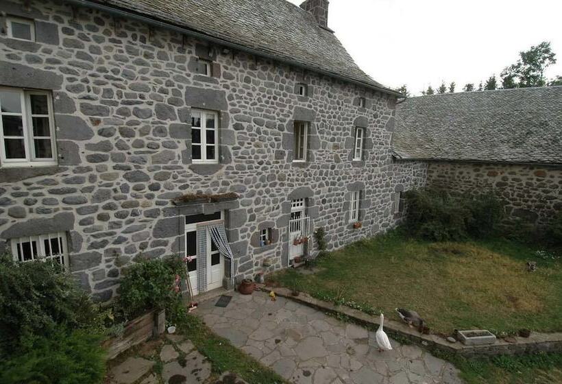 צימר La Ferme De Moulhac