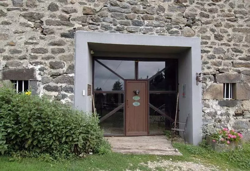 Aamiaismajoitus (B&B) La Ferme De Moulhac