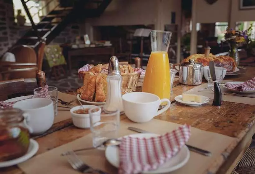 Aamiaismajoitus (B&B) La Ferme De Moulhac