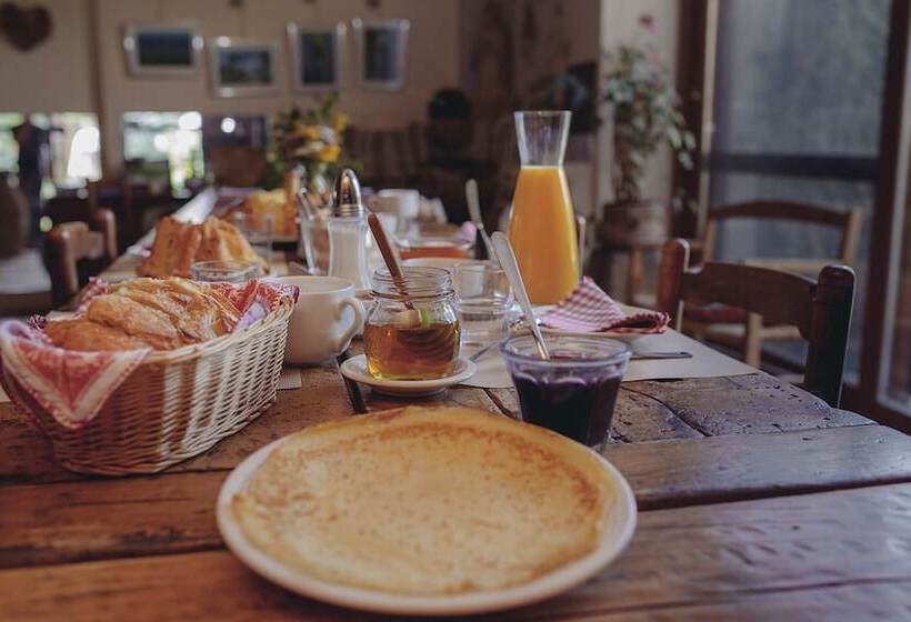 צימר La Ferme De Moulhac