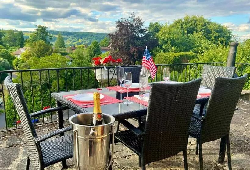 Aamiaismajoitus (B&B) Ranmore Rise Retreat In The Surrey Hills