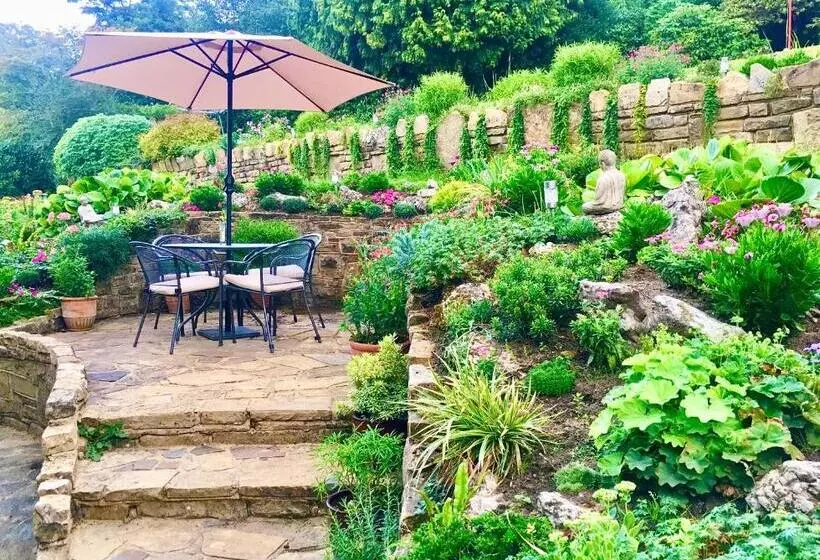 Aamiaismajoitus (B&B) Ranmore Rise Retreat In The Surrey Hills
