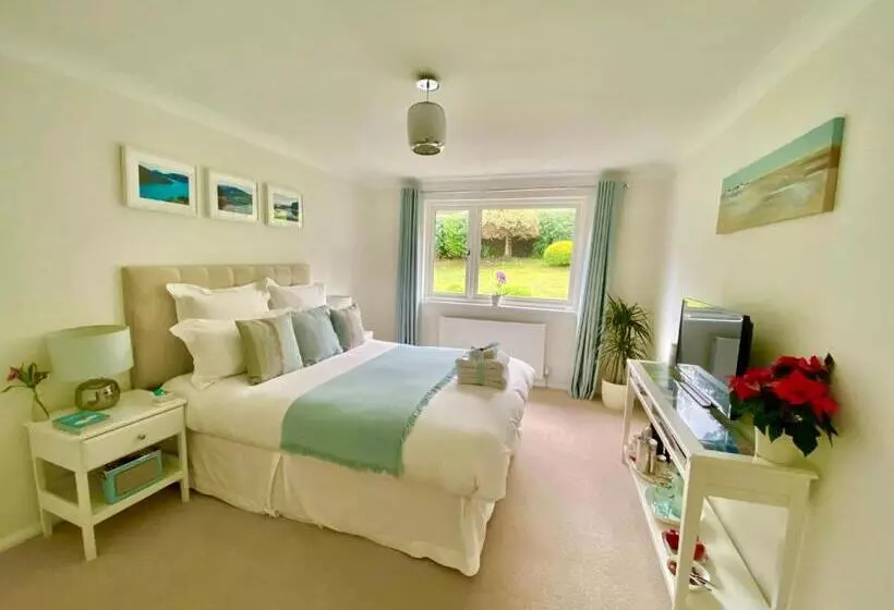 Aamiaismajoitus (B&B) Ranmore Rise Retreat In The Surrey Hills