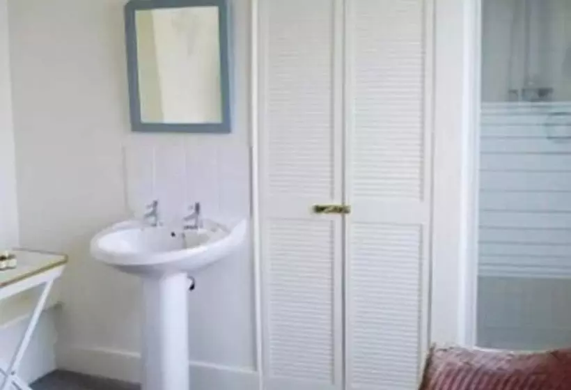 تختخواب و صبحانه Torridge House