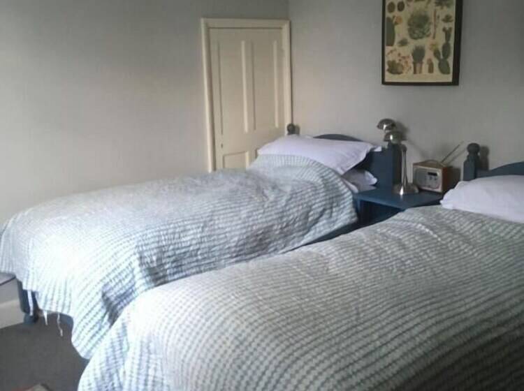 Bed and Breakfast Torridge House