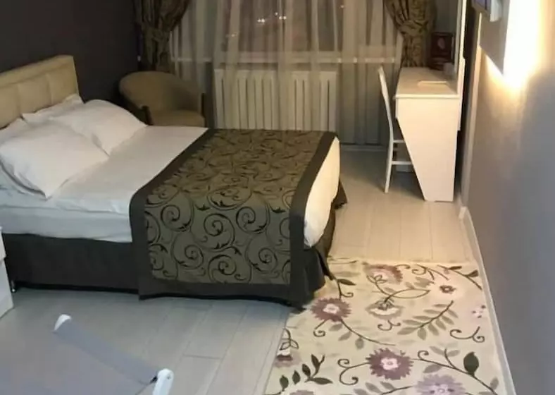Grand Hotel Tesk