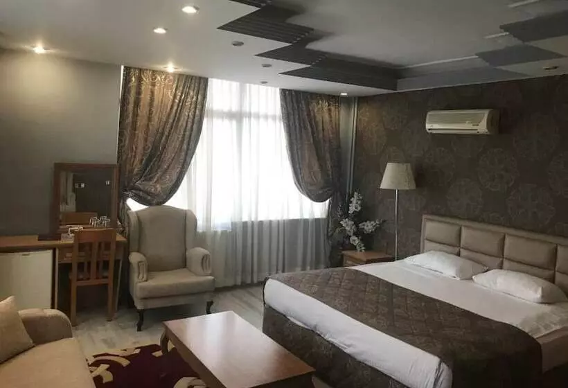 Grand Hotel Tesk