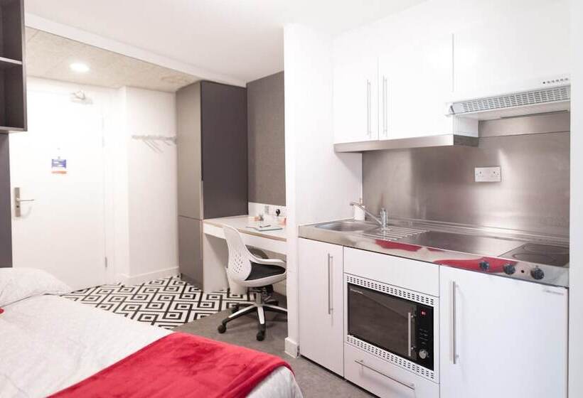 Hotel Axo Paradise Village