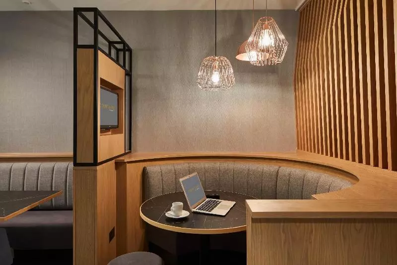 هتل Courtyard By Marriott Oxford City Centre