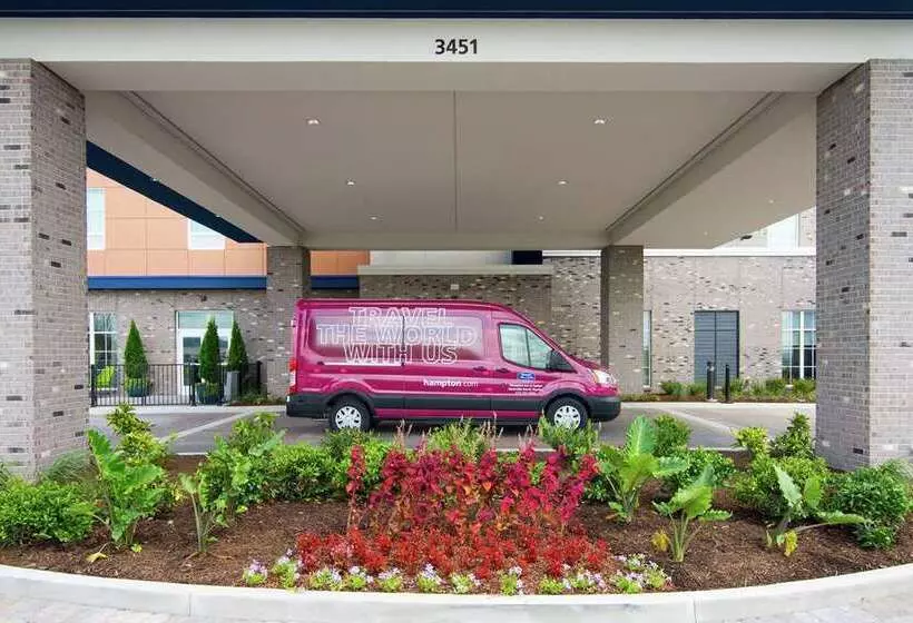 Hotelli Hampton Inn & Suites Nashville North Skyline