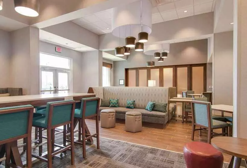 Hotelli Hampton Inn & Suites Nashville North Skyline