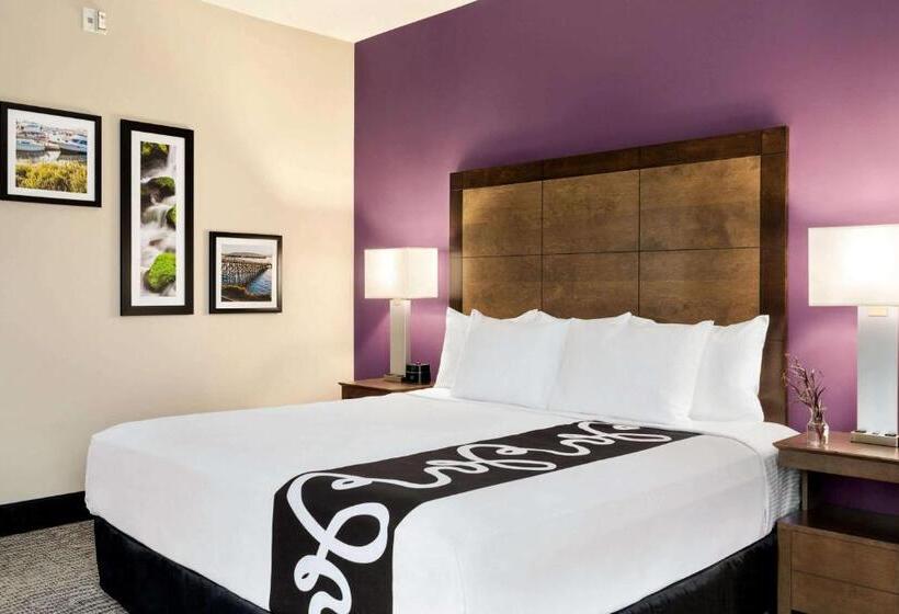 호텔 La Quinta Inn & Suites By Wyndham Burlington