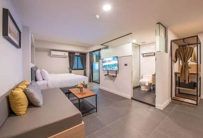 ホテル Mayson Place