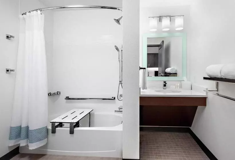 Hotelli Towneplace Suites By Marriott Loveland Fort Collins