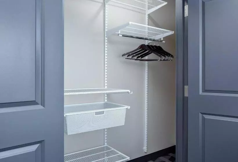 Hotelli Towneplace Suites By Marriott Loveland Fort Collins