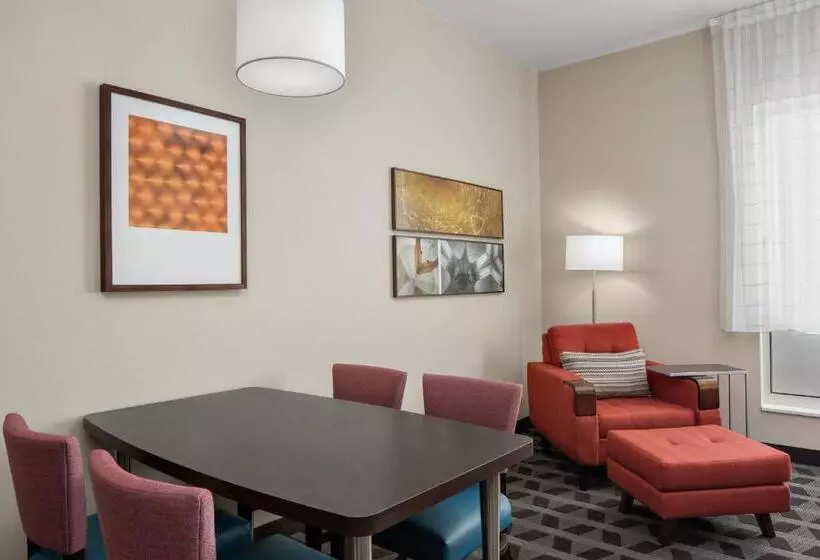 Hotelli Towneplace Suites By Marriott Loveland Fort Collins