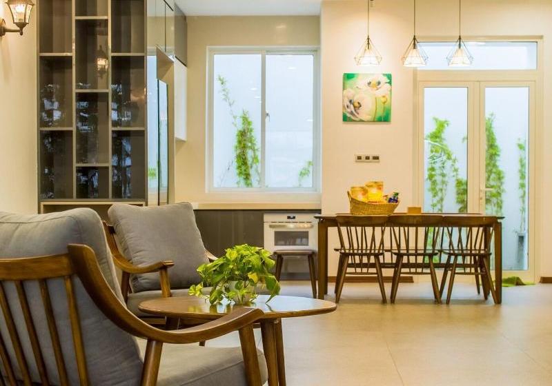 Mer Villa & Hotel Da Nang