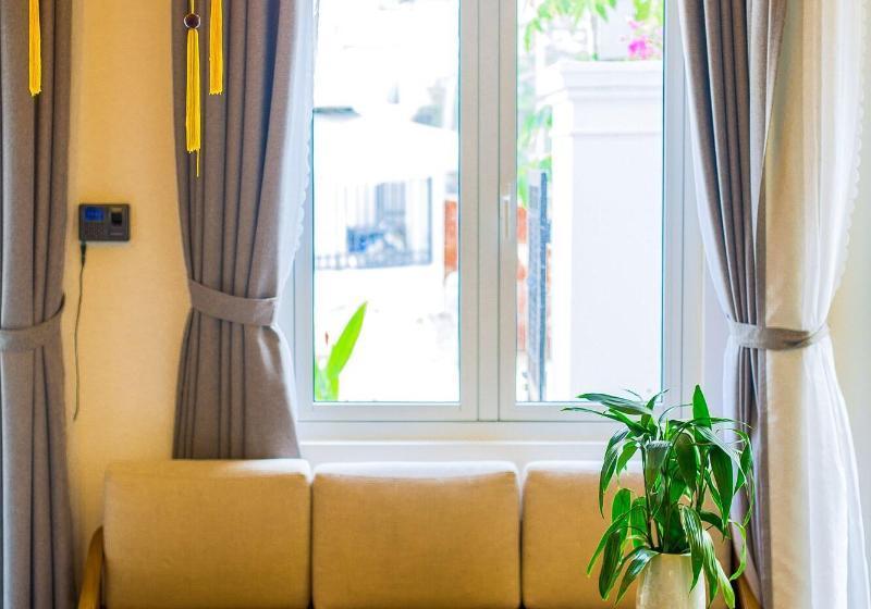 Mer Villa & Hotel Da Nang