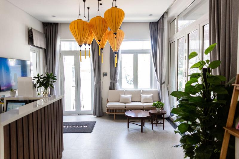 Mer Villa & Hotel Da Nang