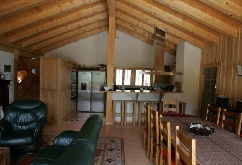 Bed and Breakfast Chalet La Rose Des Vents