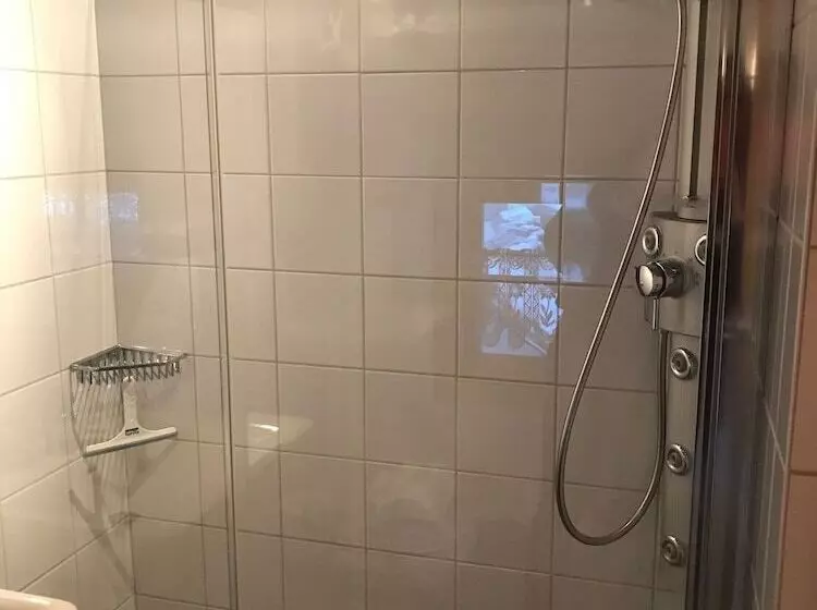 Aamiaismajoitus (B&B) Chalet La Rose Des Vents