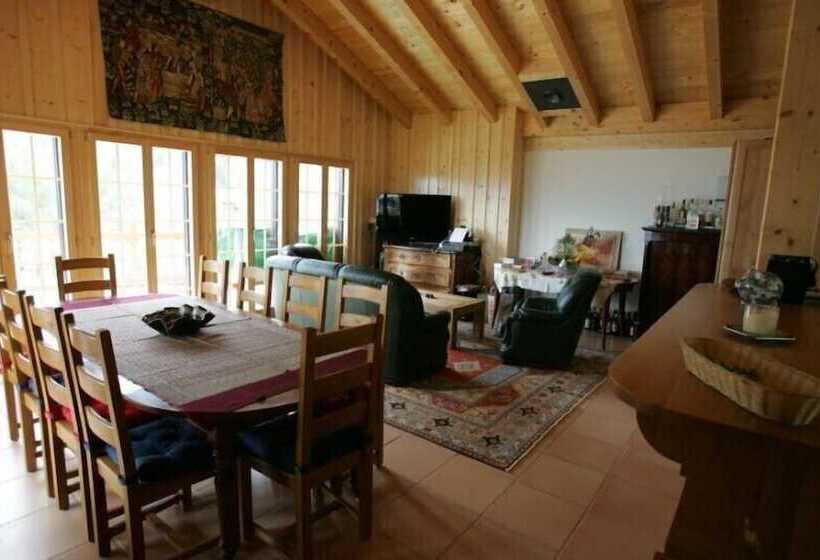 Bed and Breakfast Chalet La Rose Des Vents