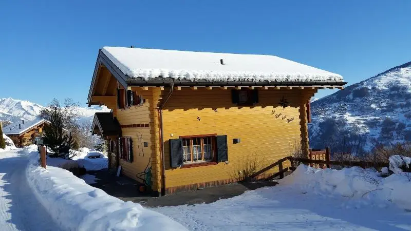 ベッドアンドブレックファースト Chalet La Rose Des Vents