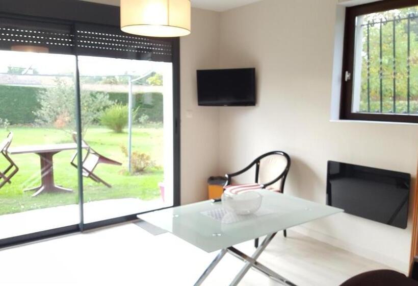 Bed & Breakfast Chambres D'hotes De Sauviolle