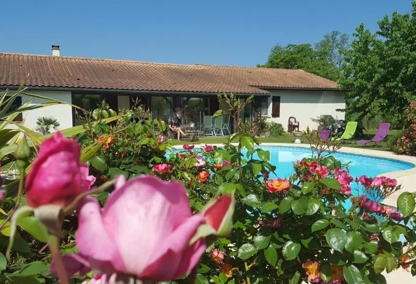 Aamiaismajoitus (B&B) Chambres D'hotes De Sauviolle