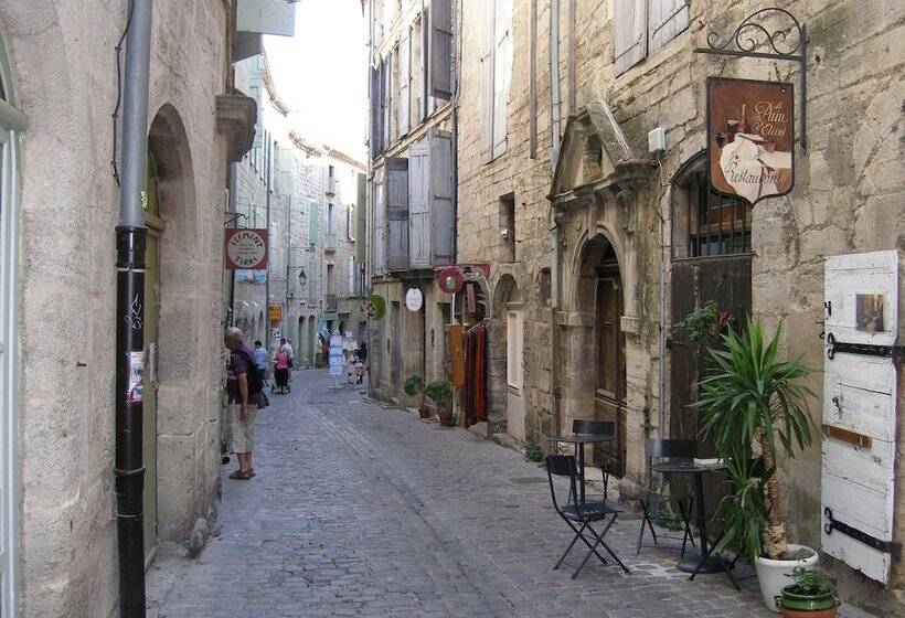 تختخواب و صبحانه La Dordine Chambres D Hôtes