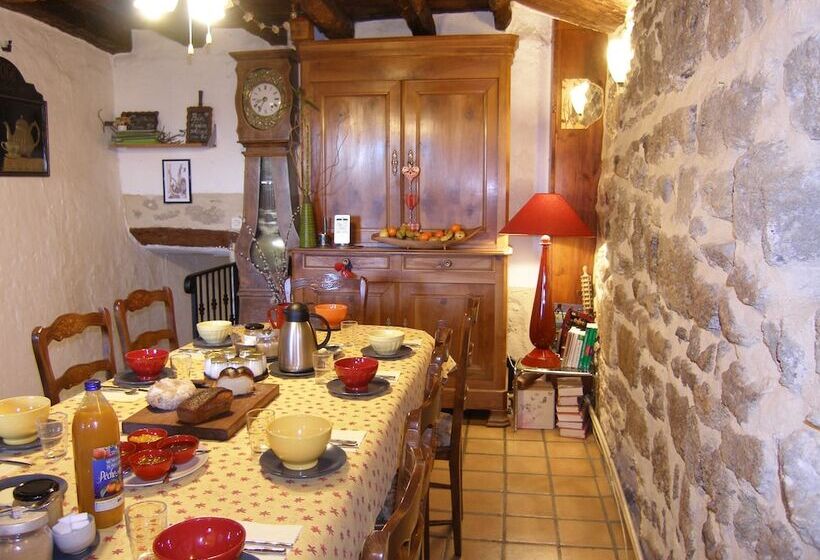 تختخواب و صبحانه La Dordine Chambres D Hôtes