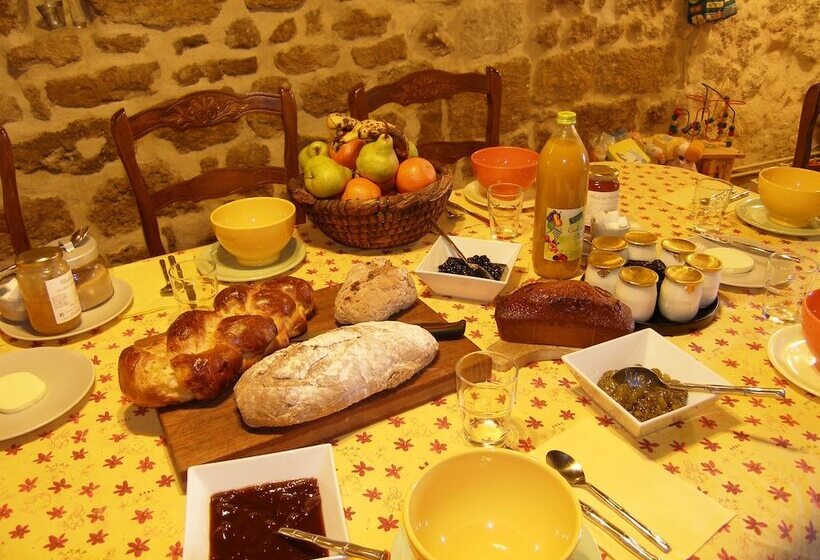 تختخواب و صبحانه La Dordine Chambres D Hôtes