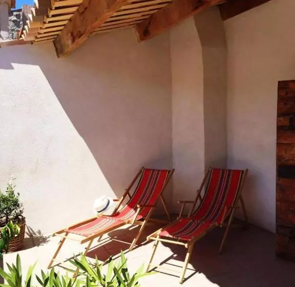 Aamiaismajoitus (B&B) Le M Maison D Hôtes