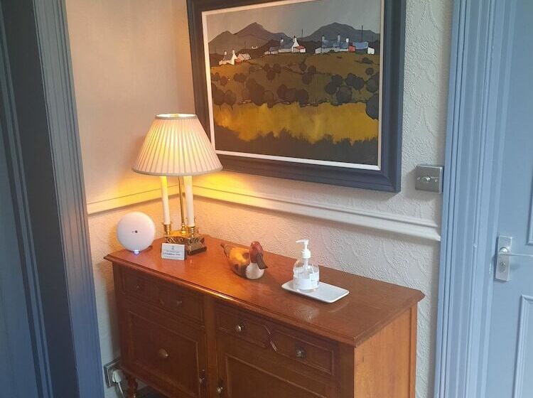 민박 Mary S Court Guest House Mairlys