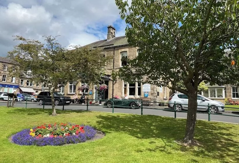 تختخواب و صبحانه Newcastle House