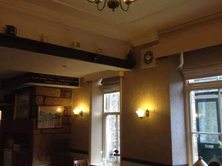 تختخواب و صبحانه Newcastle House